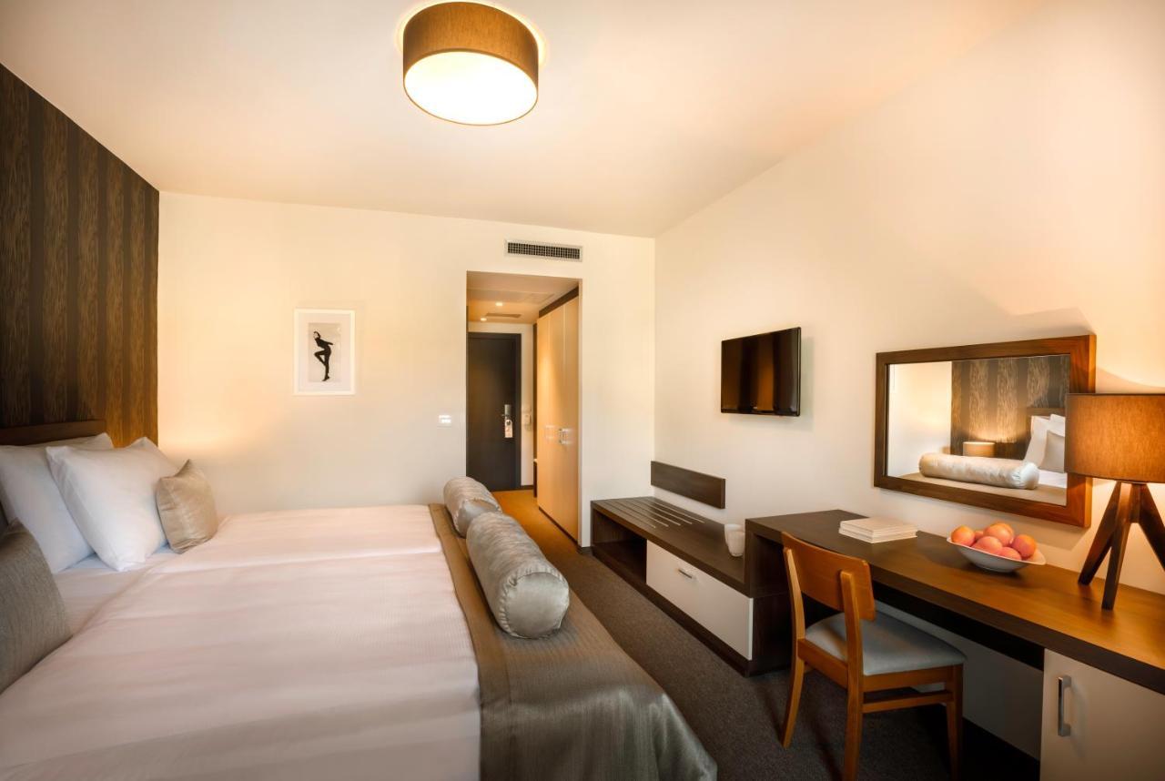 Remisens Bel Moretto - Hotel Metropol Annexe Portorož Kültér fotó